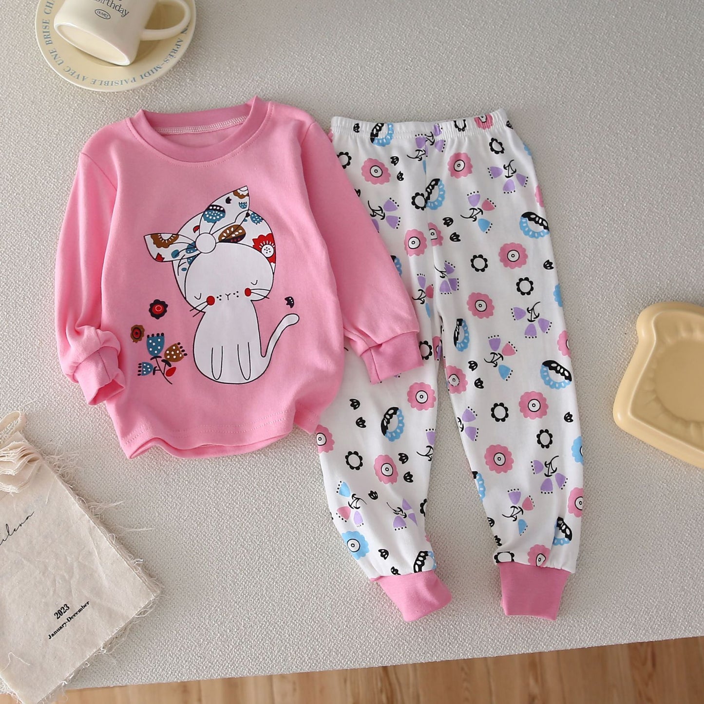 Pijama Primavera 2 piezas "Gatita": pantalón y remera manga larga